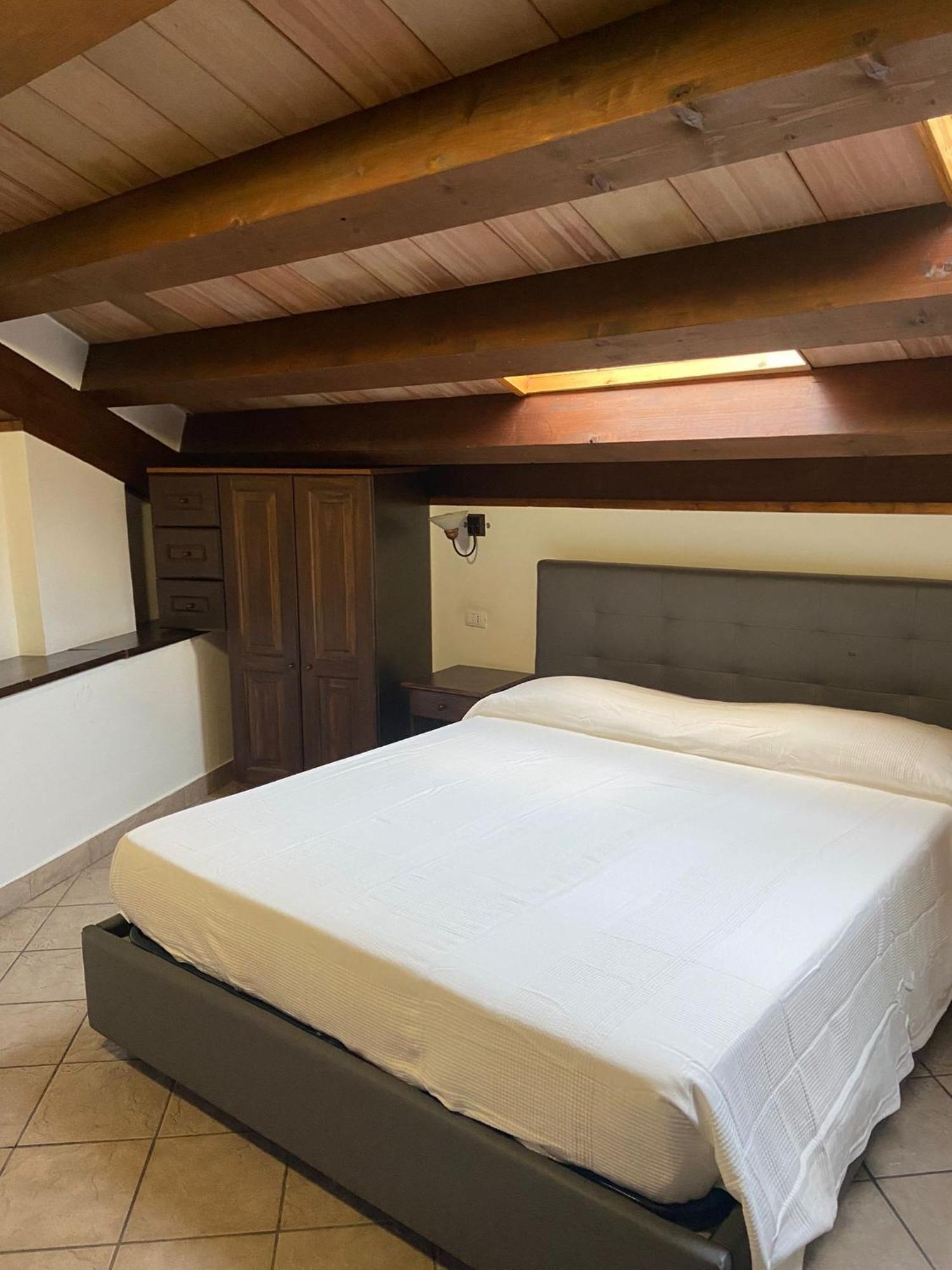 Hotel Capomulini 3 Stelle أتشيريالي المظهر الخارجي الصورة